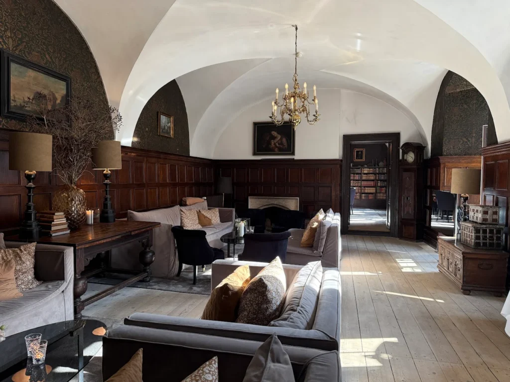 Holckenhavn Slotsovernatning