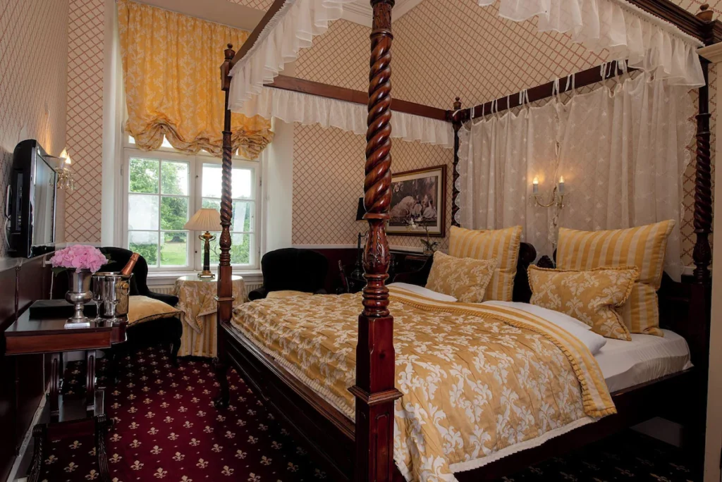 Hvedholm Slotshotel suite