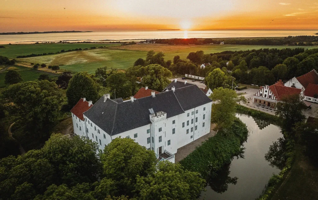dragsholm slot oppefra