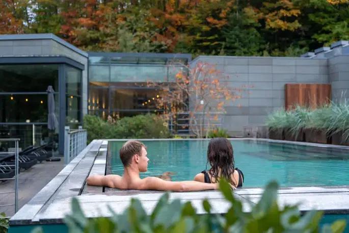 Hotel vejleford romantisk overnatning med teresse pool